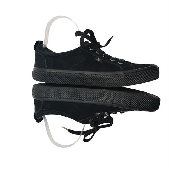 Cariuma The Oca Low All Black Suede Sneakers Womens Size 9 - Picture 6 of 9